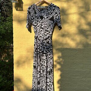 BLACK & WHITE MIDI DRESS WITH BELT M CHAUS